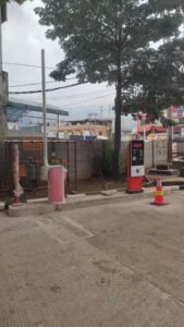 palang parkir sistem manless palembang hotel herper (2)