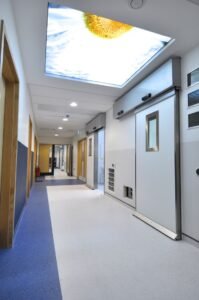 pintu hermetic ruang operasi single sliding automatic 1600x2150