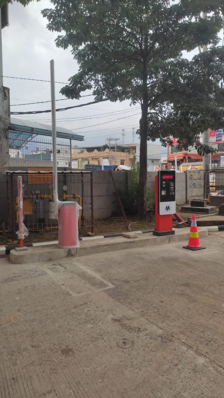 Palang Parkir Otomatis