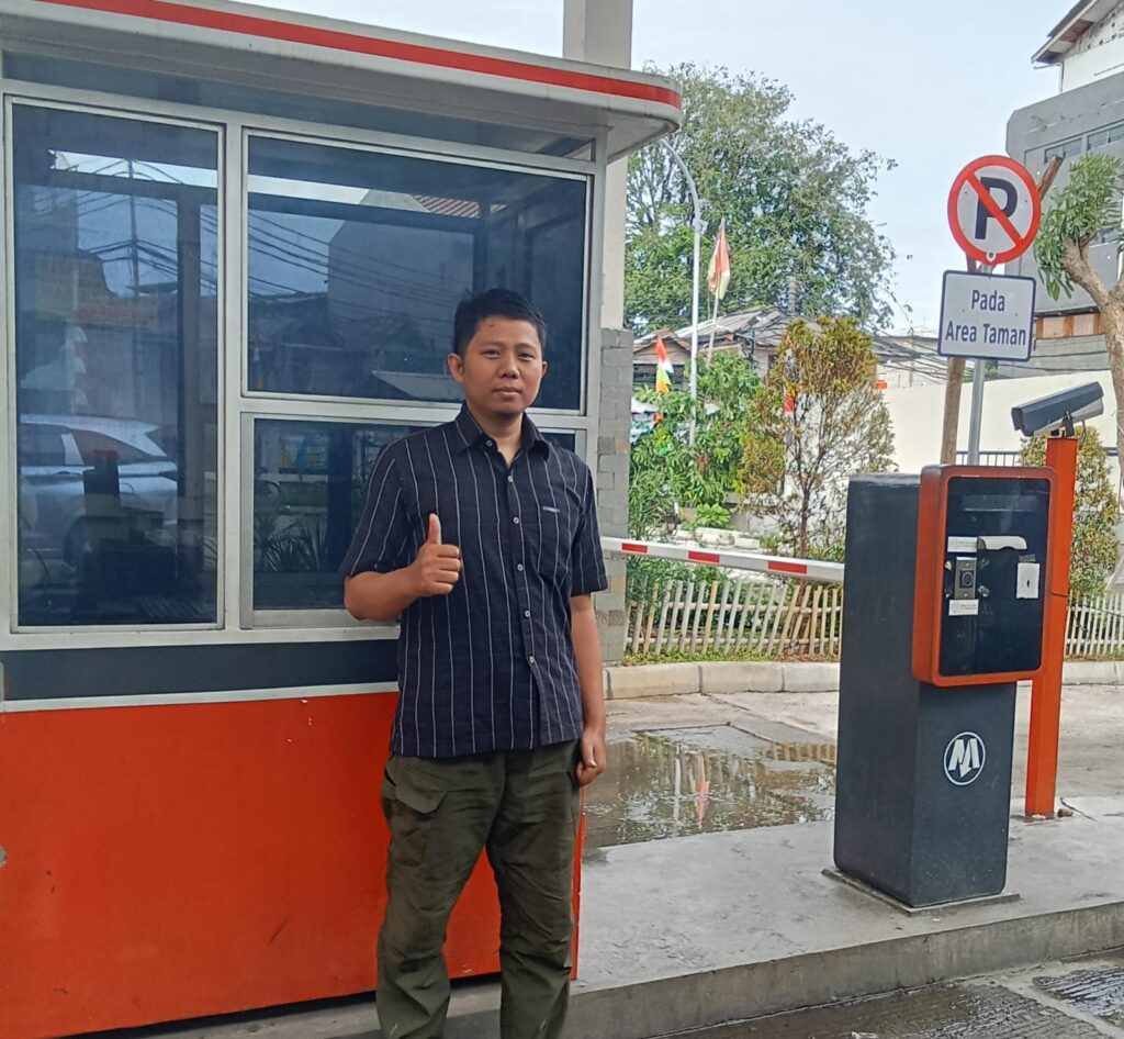 sistem palang parkir otomatis jakarta