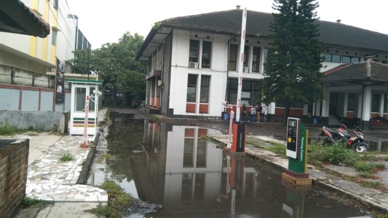 palang parkir otomatis kud bandung (1)