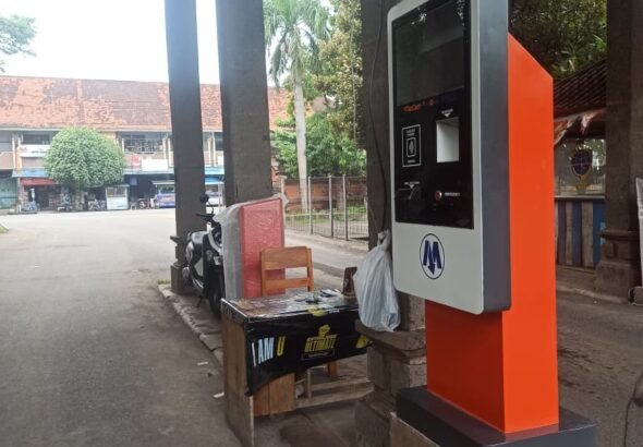 PT MSM Tiga Matra satria Palang parkir ()