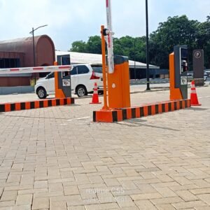 palang parkir cashless tap to tap